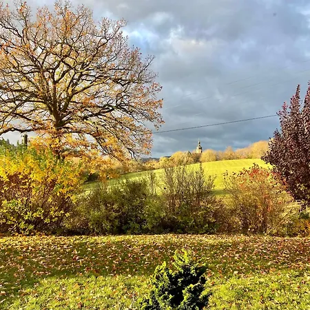 Sonnenweg Designwohnung Mit Gartenblick بلوين