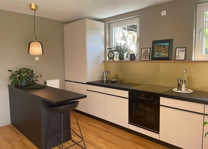 Sonnenweg Designwohnung Mit Gartenblick شقة