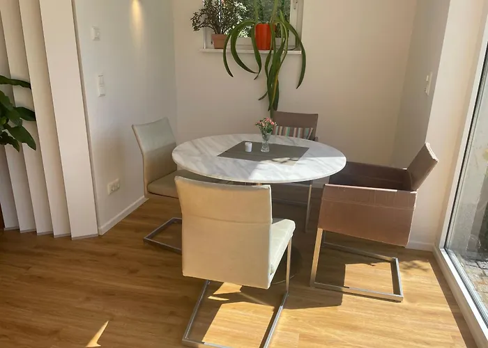 Sonnenweg Designwohnung Mit Gartenblick شقة